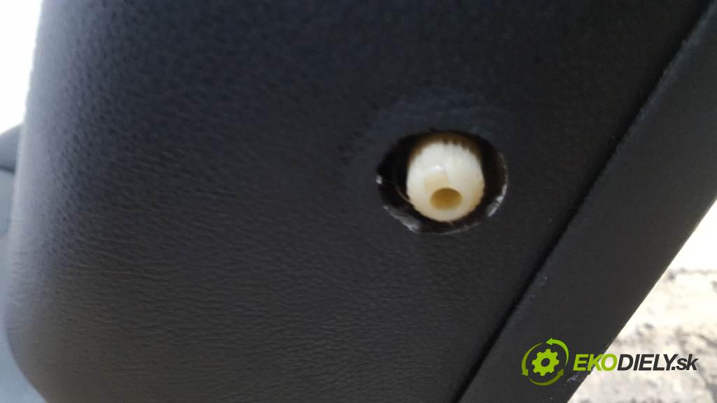 MERCEDES-BENZ B180 CDI W245 2005 80kw W245 1992 Sedadlo pravy  (Sedačky, sedadlá)