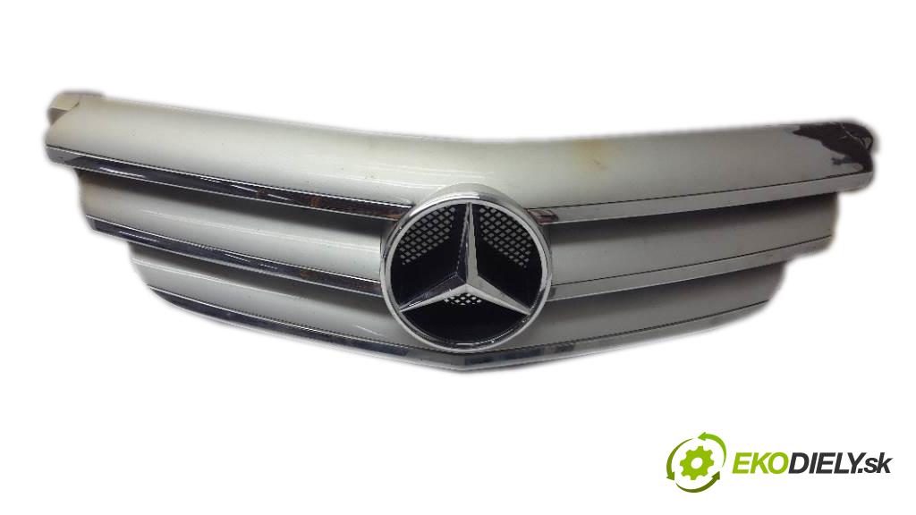 MERCEDES-BENZ B180 CDI W245 2005 80kw W245 1992 mřížka maska A1698800883 (Mřížky (masky) chladičů)