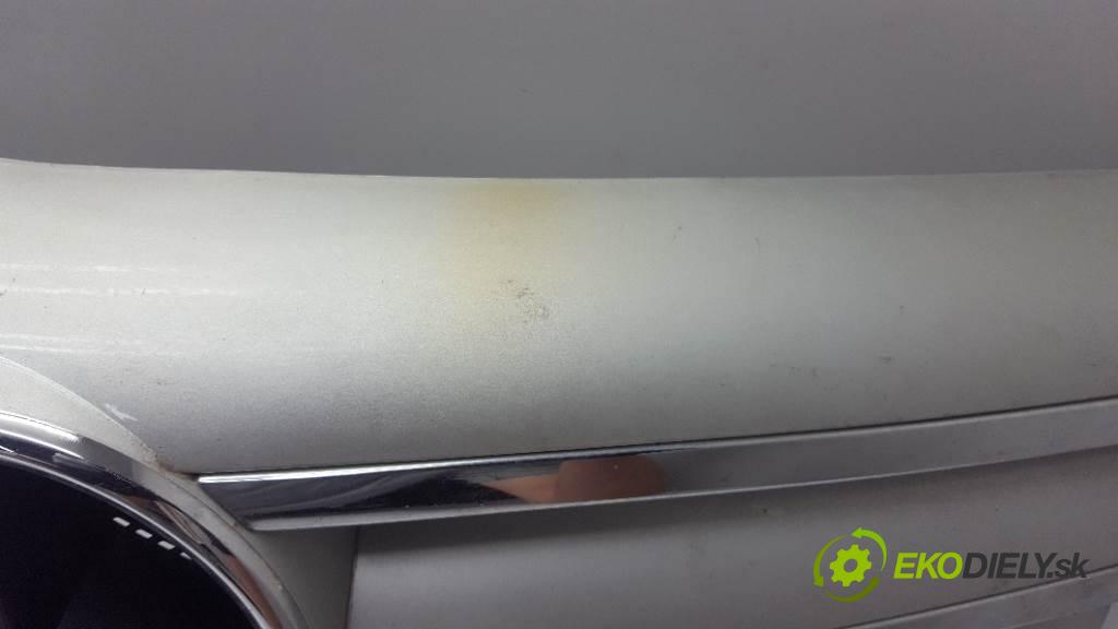 MERCEDES-BENZ B180 CDI W245 2005 80kw W245 1992 mřížka maska A1698800883 (Mřížky (masky) chladičů)