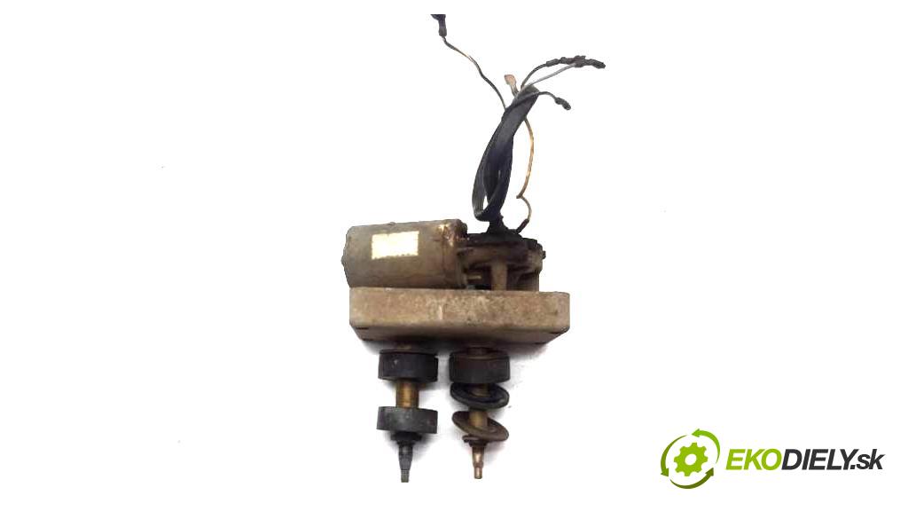      KOPARKA  Motorček stieračov predný 5000808104 (Motorčeky stieračov predné)