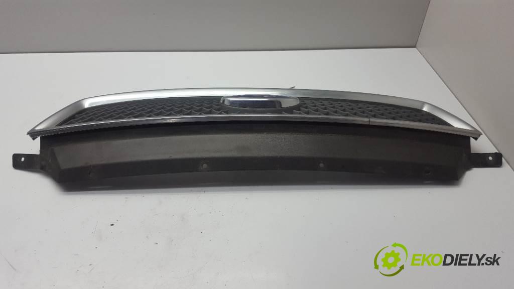 FORD C-MAX I 2006 80kw I 1560 mřížka maska 3M51R8138 (Mřížky (masky) chladičů)