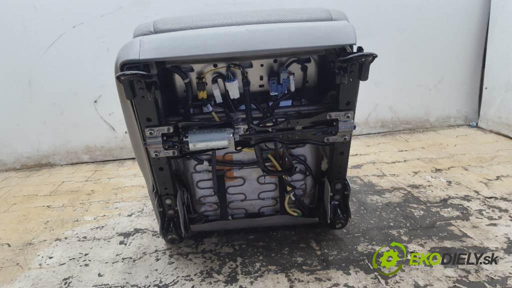 HONDA ACCORD VIII 2009 148kW VIII 2354 Sedadlo pravy BRAK PODUSZKI (Sedačky, sedadlá)