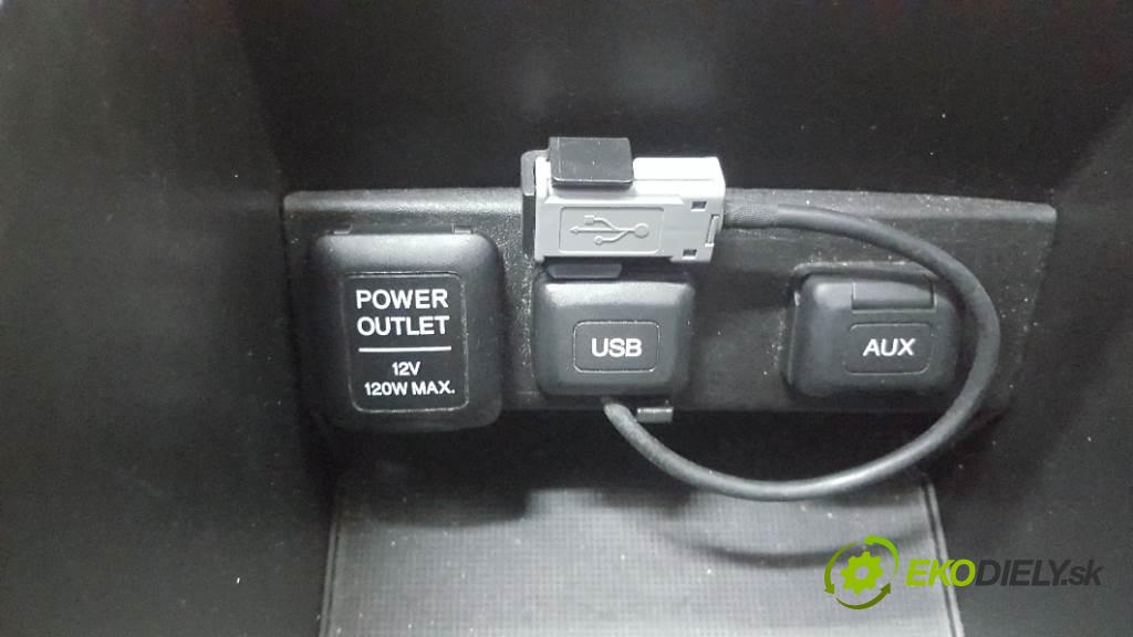 HONDA ACCORD VIII 2009 148kW VIII 2354 Lakťová opierka + Tunel 83400TL0G0 / 84300TL0G020