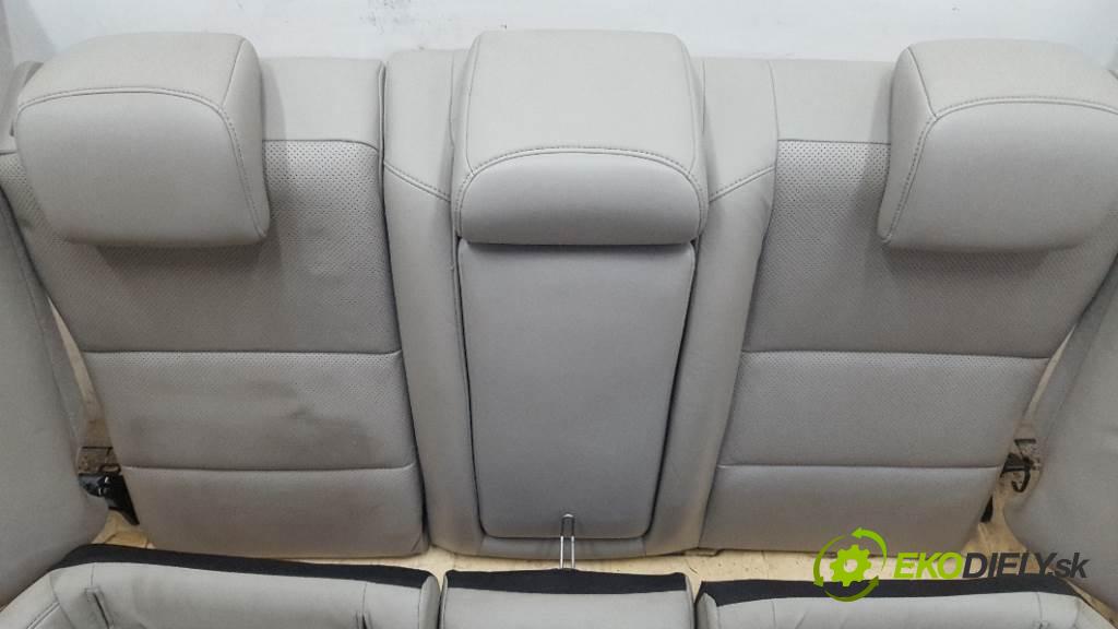 HONDA ACCORD VIII 2009 148kW VIII 2354 Sedadlo zad KOMPLET (Sedačky, sedadlá)