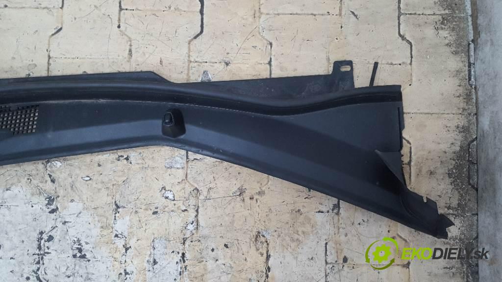 HONDA ACCORD VIII 2009 148kW VIII 2354 Torpédo, plast pod čelné okno 74200TL0G050 (Torpéda)