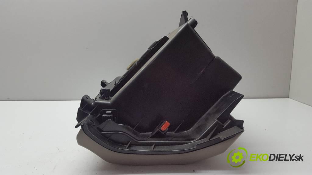 HONDA ACCORD VIII 2009 148kW VIII 2354 Priehradka, kastlík spolujazdca 77500L0G0 (Priehradky, kastlíky)