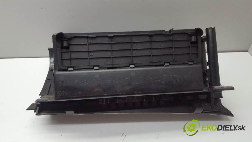 HONDA ACCORD VIII 2009 148kW VIII 2354 Priehradka, kastlík spolujazdca 77500L0G0 (Priehradky, kastlíky)