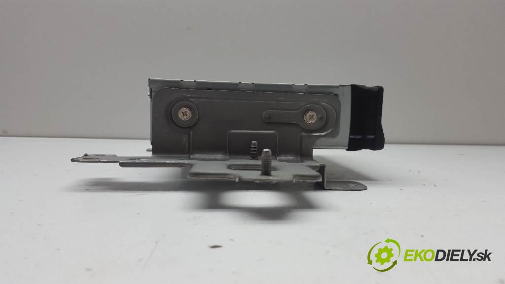 HONDA ACCORD VIII 2009 148kW VIII 2354 Menič CD 39540TL4G040 (CD meniče)