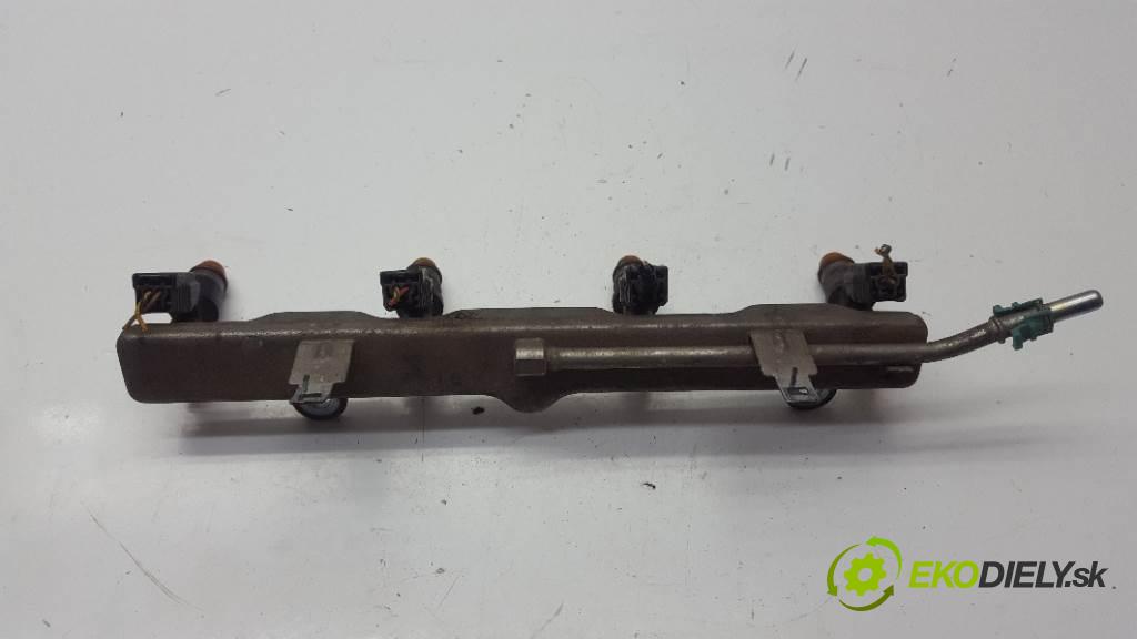 HONDA ACCORD VIII 2009 148kW VIII 2354 Lišta vstrekovacia YI17ZZZA  (Vstrekovacie lišty)