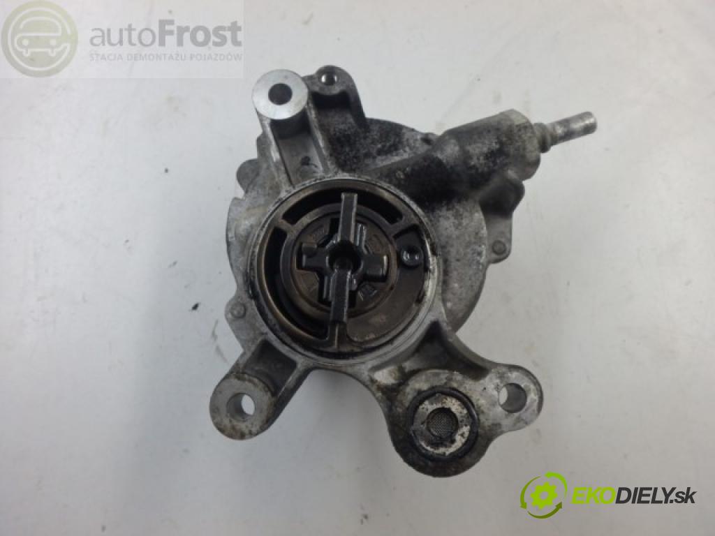 VOLVO V50    BRAK  pumpa VACU vakuová vákuum C30 V50 S40 2.0 D 06-