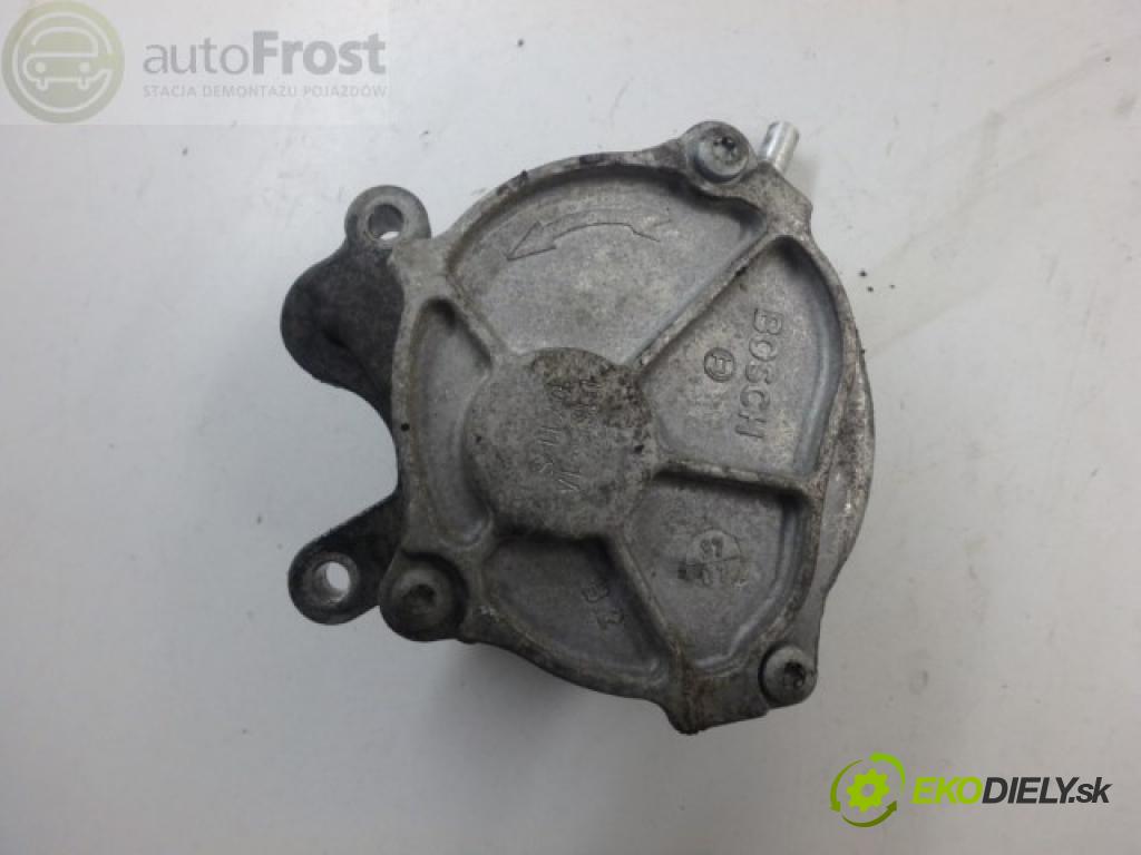 VOLVO V50    BRAK  pumpa VACU vakuová vákuum C30 V50 S40 2.0 D 06-