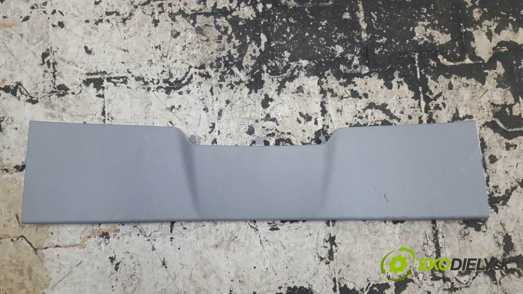 OPEL ZAFIRA B 2007 88kW B 1910 Sedadlo zad 3 RZĄD KOMPLET (Sedačky, sedadlá)