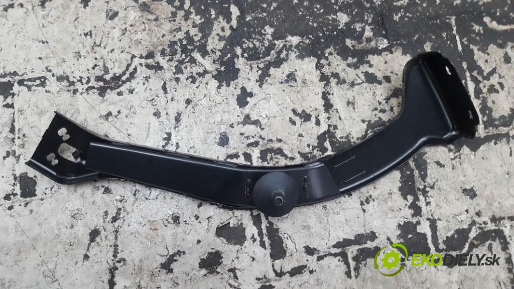 OPEL ZAFIRA B 2007 88kW B 1910 Sedadlo zad 3 RZĄD KOMPLET (Sedačky, sedadlá)