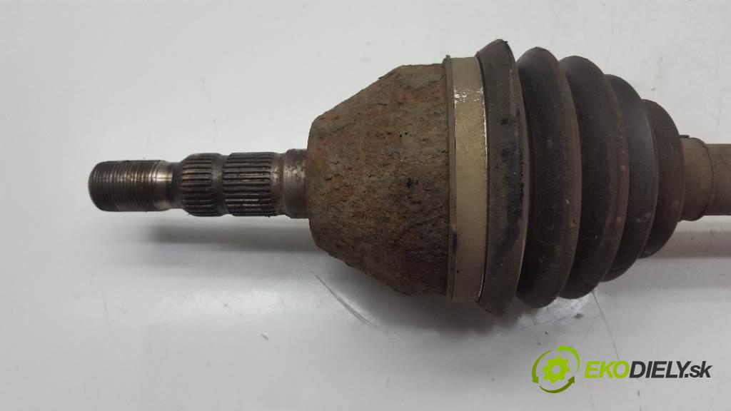 OPEL ZAFIRA B 2007 88kW B 1910 Poloos ľavá strana  (Poloosy)