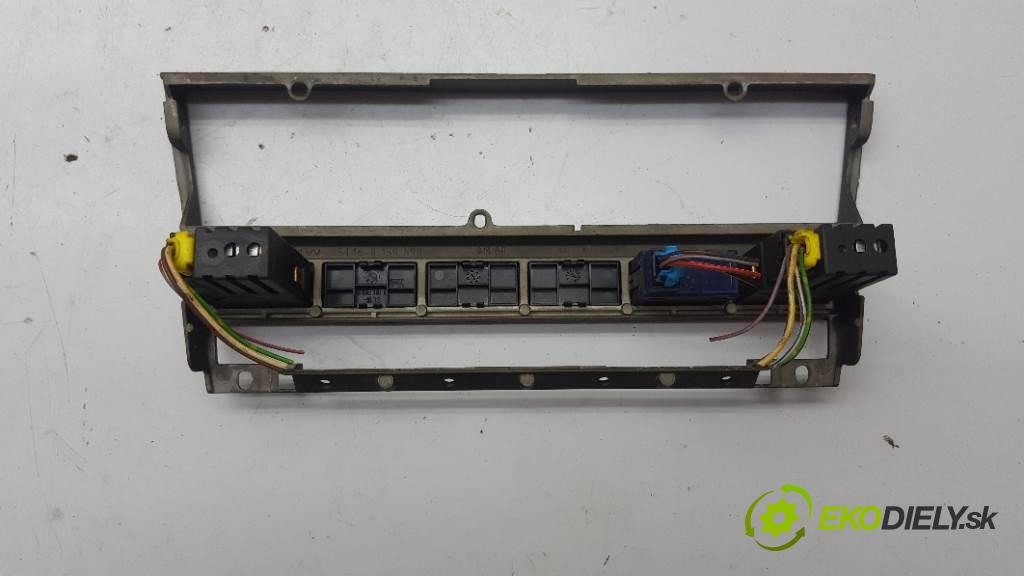BMW E39 523 1996 125kw 523 2494 Prepínač ohrievania, vyhrievania sedačky 8352259 8159690 8363694 (Prepínače, spínače, tlačidlá a ovládače kúrenia)