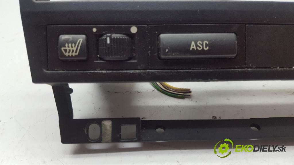 BMW E39 523 1996 125kw 523 2494 Prepínač ohrievania, vyhrievania sedačky 8352259 8159690 8363694 (Prepínače, spínače, tlačidlá a ovládače kúrenia)