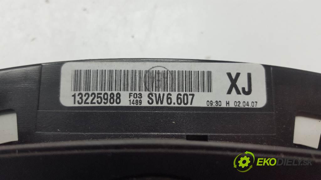 OPEL ZAFIRA B 2007 88kW B 1910 Prístrojovka 13225988 (Prístrojové dosky, displeje)