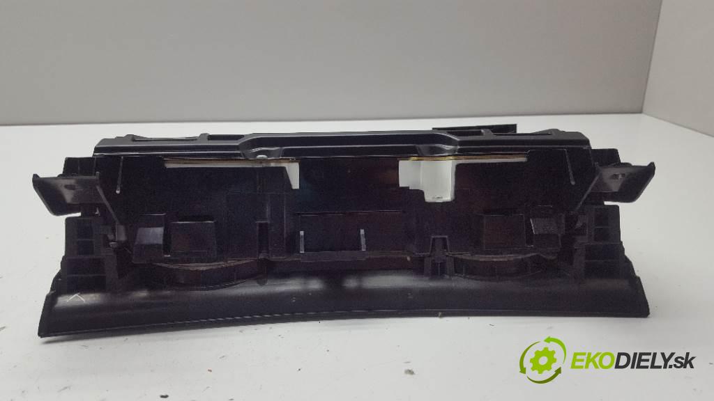 OPEL ZAFIRA B 2007 88kW B 1910 Prístrojovka 13225988 (Prístrojové dosky, displeje)