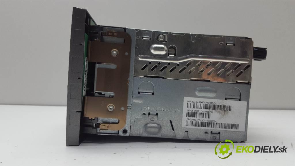 OPEL ZAFIRA B 2007 88kW B 1910 RADIO 13262748 13111163  13159587 (Audio zariadenia)