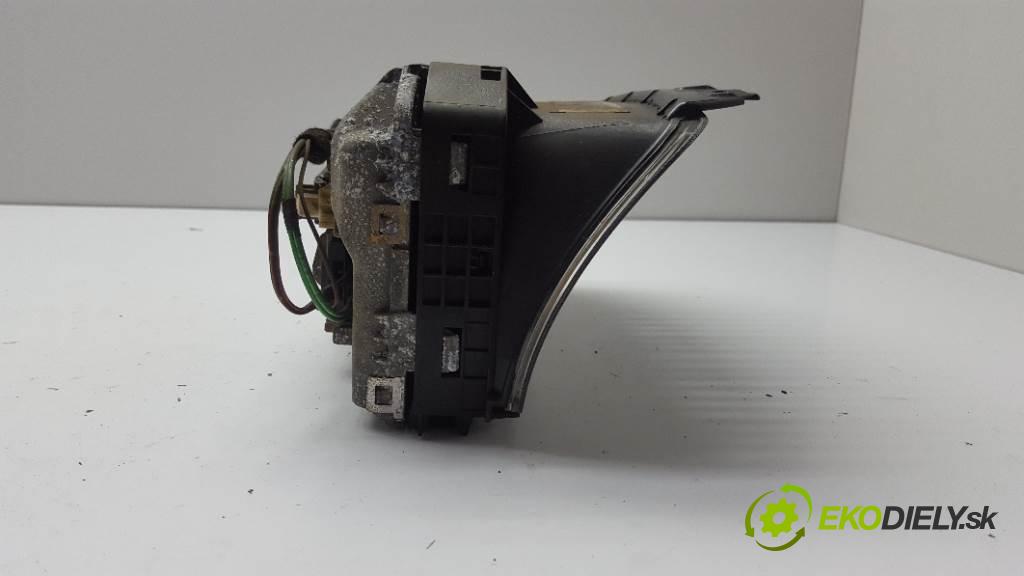 BMW 7-SERIES E65 730 2003 0 kW E65 730 730 Dislpej 65829110639 (Prístrojové dosky, displeje)