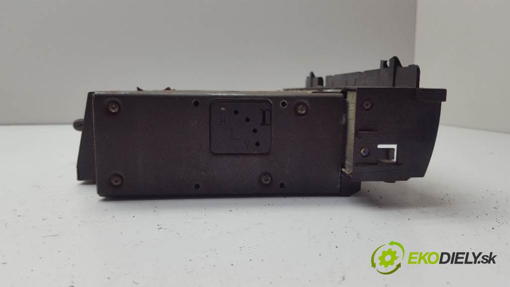 BMW 7-SERIES E65 730 2003 0 kW E65 730 730 Menič CD 65129119708 (CD meniče)