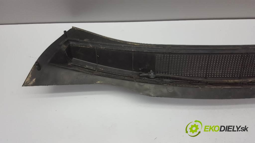 OPEL ZAFIRA B 2007 88kW B 1910 Torpédo, plast pod čelné okno 13142034 (Torpéda)