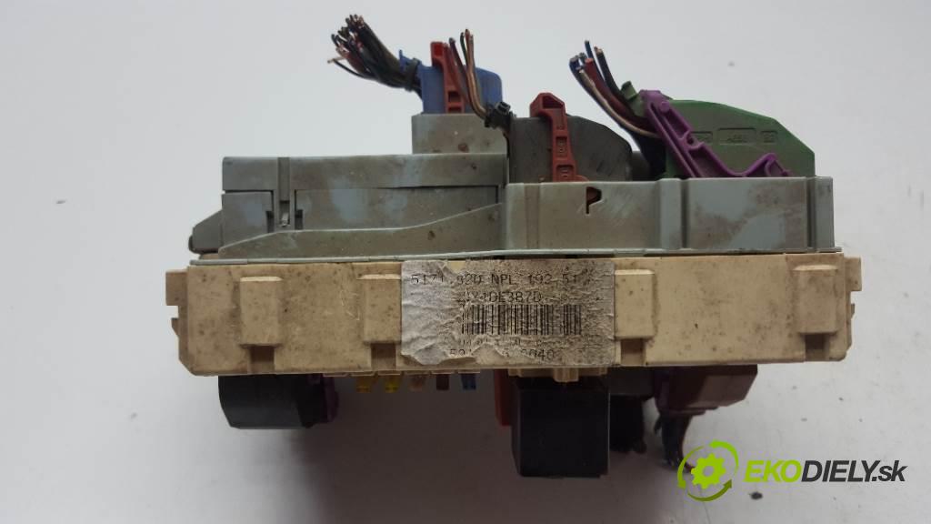 FIAT STILO   2003 0 kW   0 skříňka poistková 51711820 (Pojistkové skříňky)