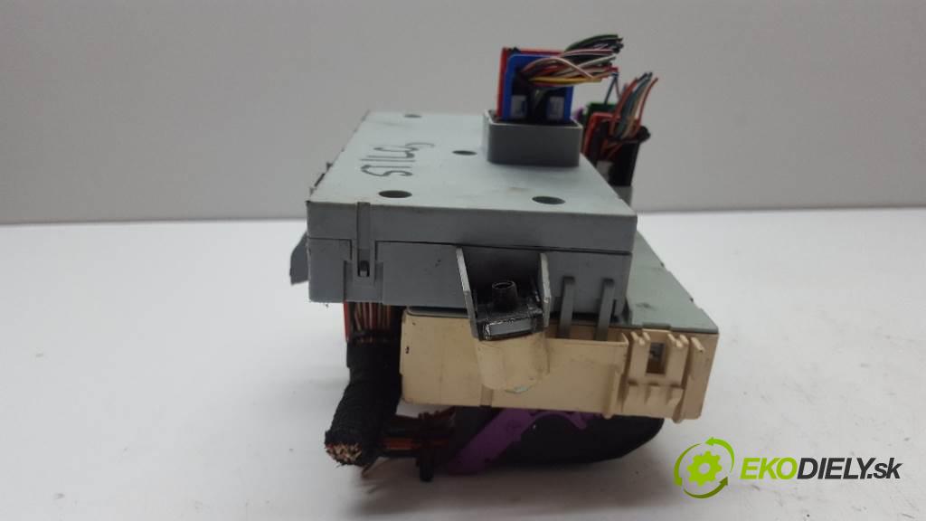 FIAT STILO   2003 0 kW   0 skříňka poistková 51711820 (Pojistkové skříňky)