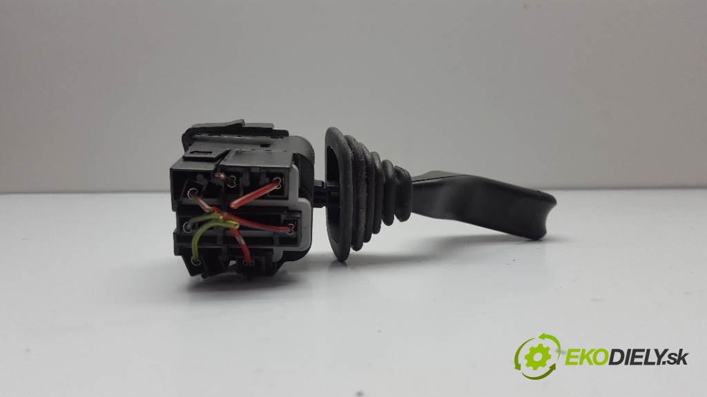 OPEL AGILA   2003 55kw   1199 Prepínač smeroviek 09181010 (Prepínače, spínače, tlačidlá a ovládače kúrenia)