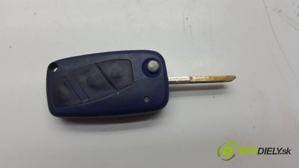 FIAT STILO   2003 0 kW   0 spinačka 00467601520 5PIN (Spínacie skrinky a kľúče)