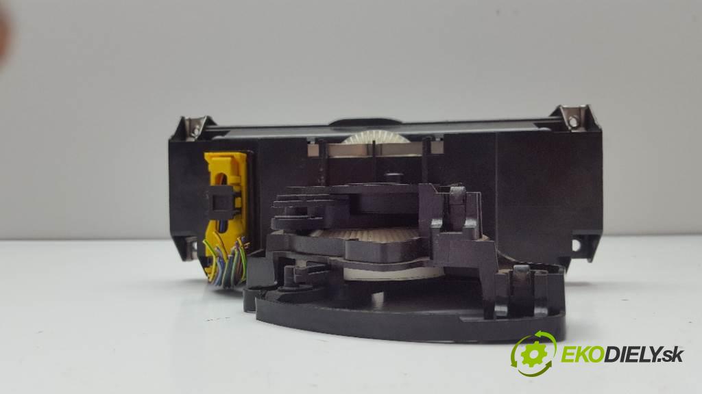 SEAT IBIZA II        Panel ovládania kúrenia 6K0819045C (Prepínače, spínače, tlačidlá a ovládače kúrenia)