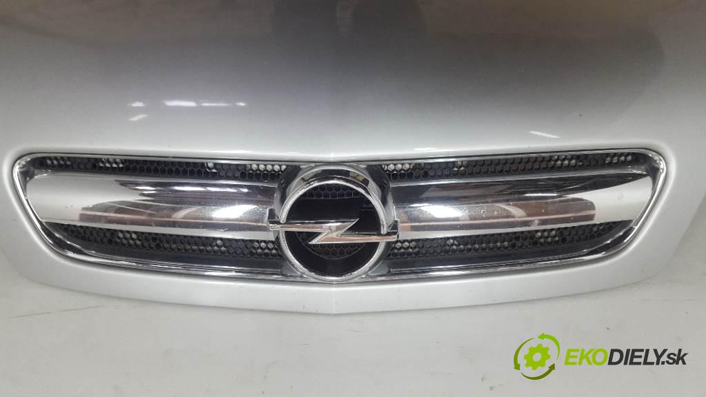 OPEL SIGNUM   2005 110kw   1910 kapota Z157