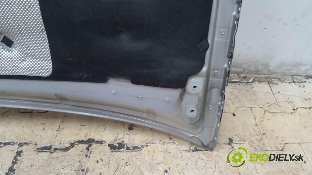 OPEL SIGNUM   2005 110kw   1910 kapota Z157