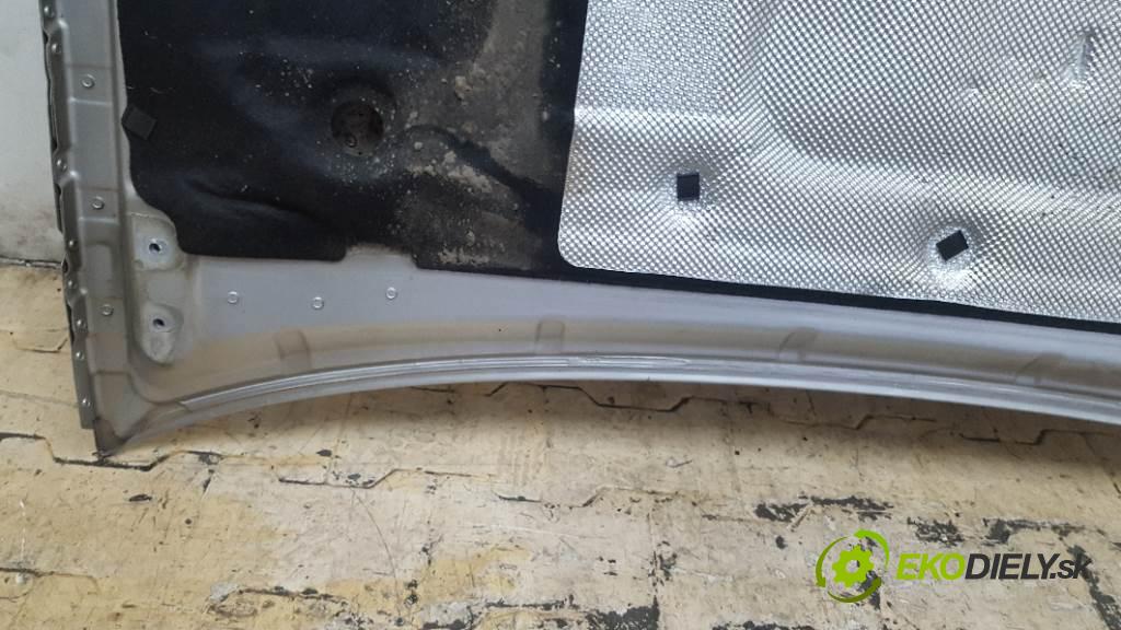 OPEL SIGNUM   2005 110kw   1910 kapota Z157