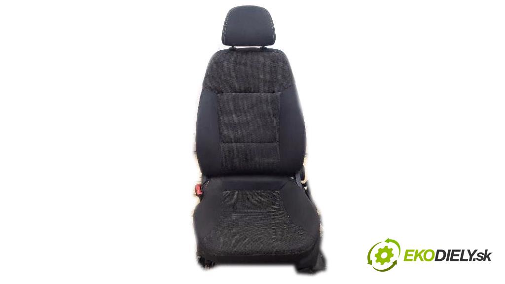 OPEL SIGNUM   2005 110kw   1910 Sedadlo ľavy  (Sedačky, sedadlá)