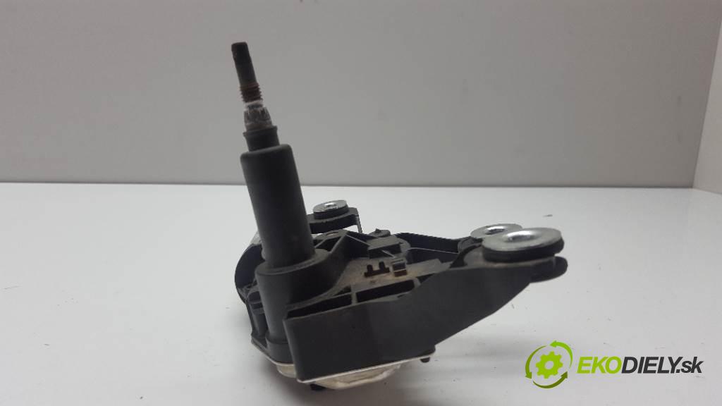 FORD CONNECT TOURNEO 2008 81kw TOURNEO 1753 motorek stěračů zadní část 6T1617404BA