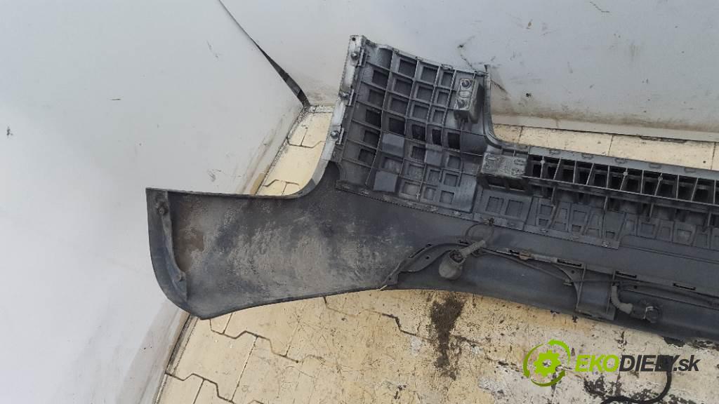 AUDI A6  2003 96kW    1900 nárazník zadní část LY1X