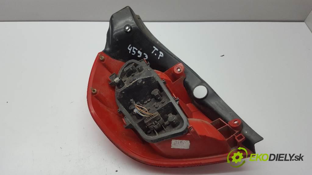 RENAULT CLIO III 2008 55kw III 1149 Svetlo zad pravá 89035080 (Ostatné)