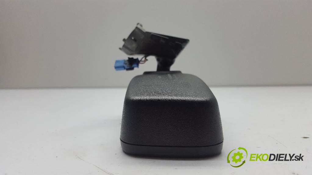 FORD FIESTA MK7 LIFT 2013 70kw MK7 LIFT 1560 zpětné zrcátko vnitřní BU5A17E678VA (Světla vnitřní)