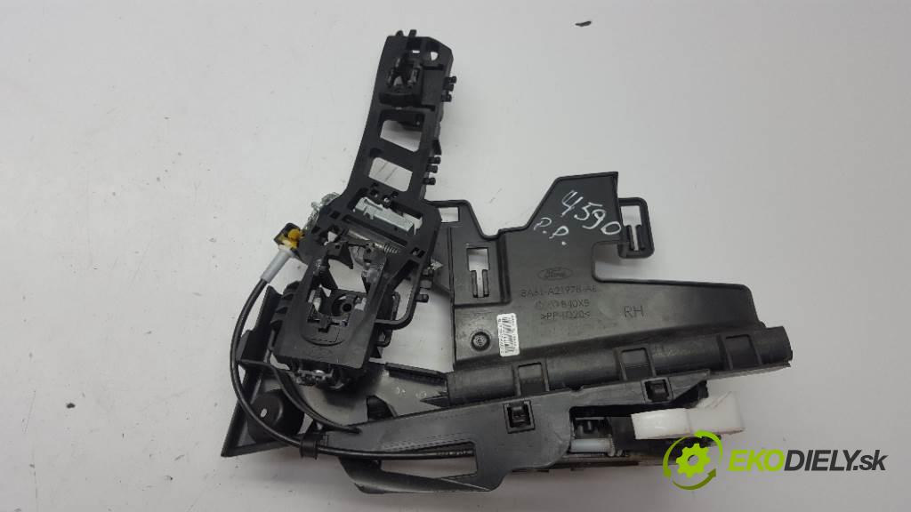 FORD FIESTA MK7 LIFT 2013 70kw MK7 LIFT 1560 zámok přední část pravý 8A6AA21812BJ 4PIN