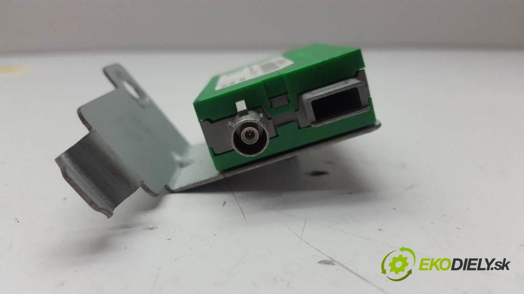 FORD FIESTA MK7 LIFT 2013 70kw MK7 LIFT 1560 Zosilňovač Antenní: BA6T18C847AB (Zosilňovače)