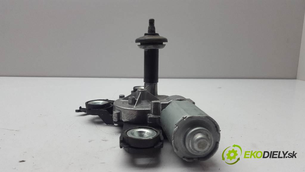 FORD FOCUS MK3 2016 70kW MK3 1499 motorek stěračů zadní část F1FB17K441AA 3PIN