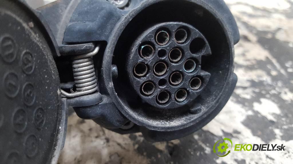 FORD FIESTA MK7 LIFT 2013 70kw MK7 LIFT 1560 Hák tažné zařízení 13PIN