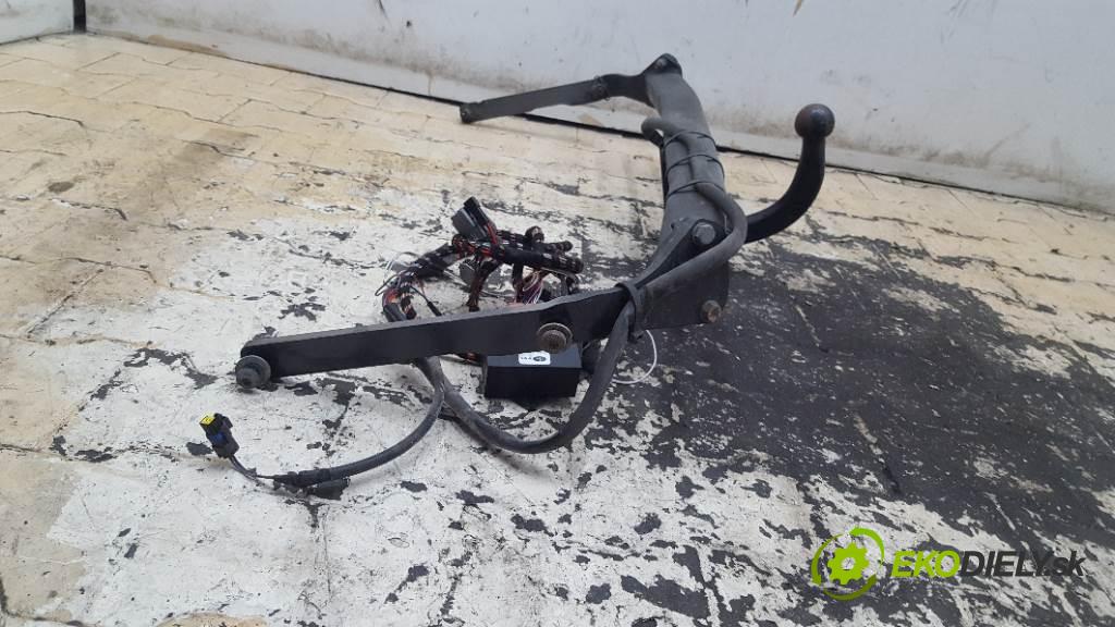 FORD FIESTA MK7 LIFT 2013 70kw MK7 LIFT 1560 Hák tažné zařízení 13PIN