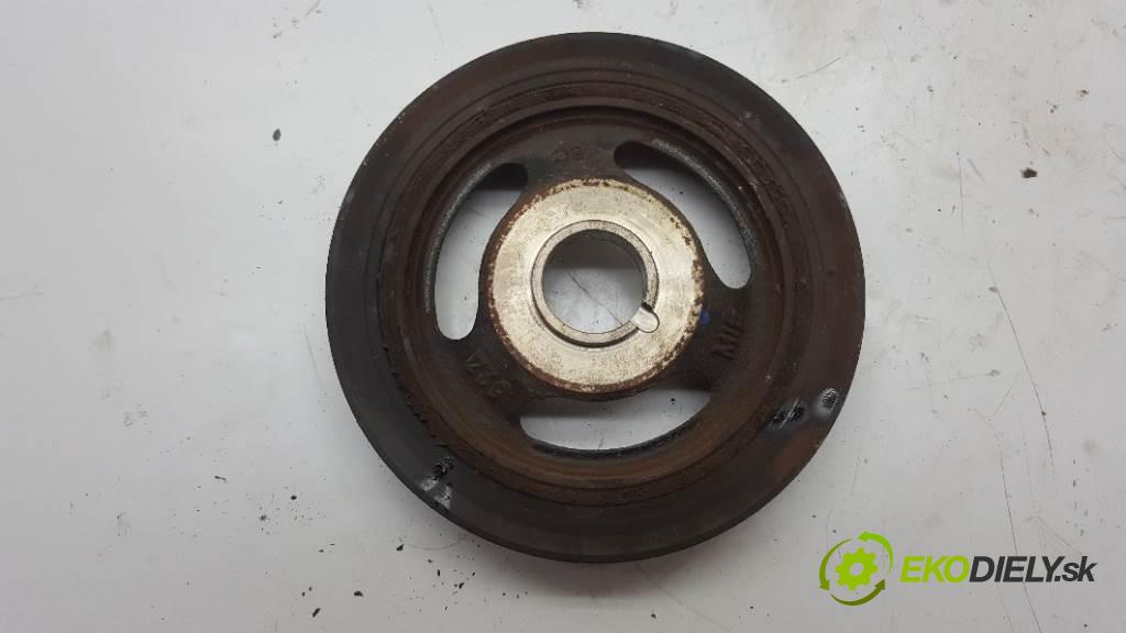 FORD FOCUS MK3 2016 70kW MK3 1499 koleso kolesová hriadeľa  (Remenice)