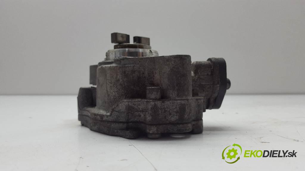 FORD FOCUS MK3 2016 70kW MK3 1499 pumpa vakuová 9804021880