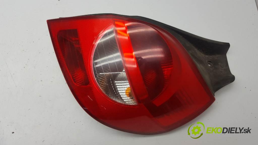 RENAULT CLIO  2005 72kW    1390 Svetlo zad ľavá strana 89035079 89035080 (Ostatné)
