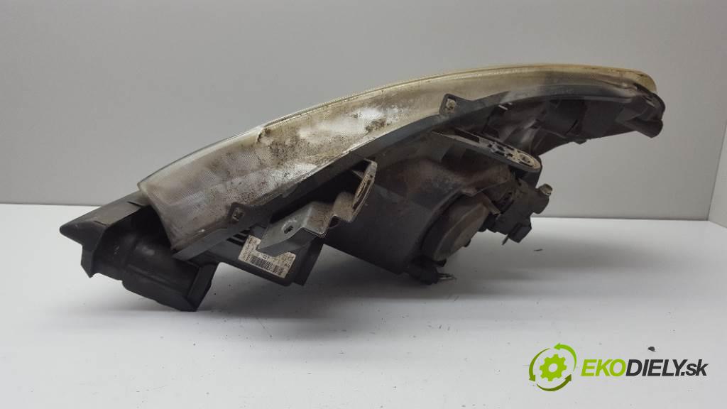 RENAULT CLIO  2005 72kW    1390 Svetlomet pravy 8200459823 (Pravé)