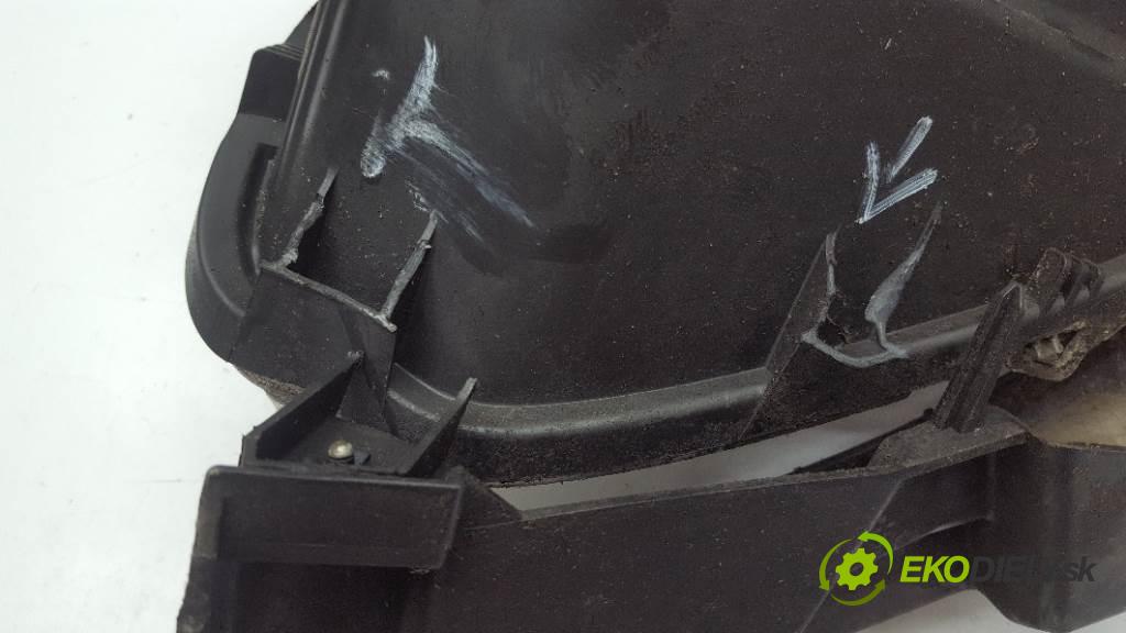 RENAULT CLIO  2005 72kW    1390 Svetlomet pravy 8200459823 (Pravé)