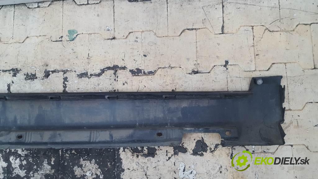 VOLVO V50 I 2005  I 1997 práh levý 30698905 (Ostatní)